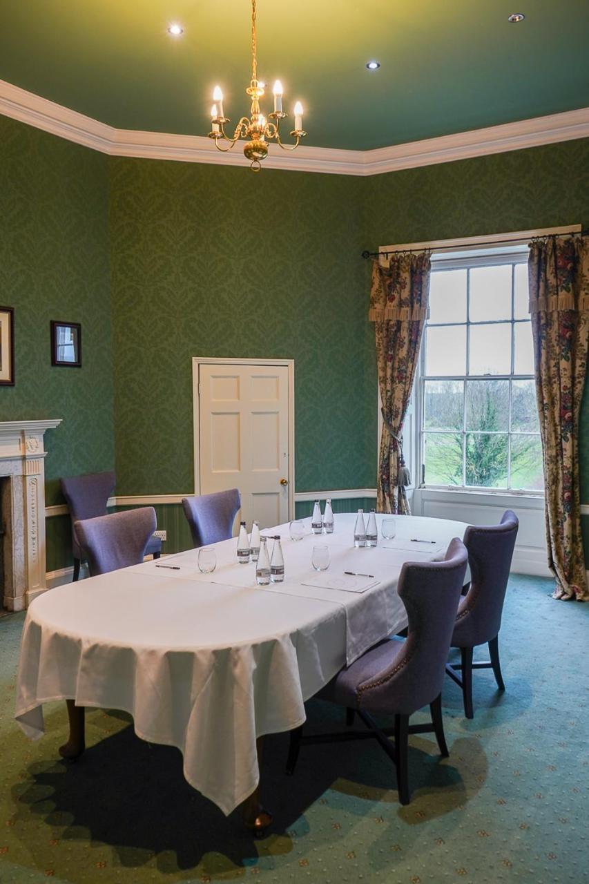 Owston Hall Hotel 3*